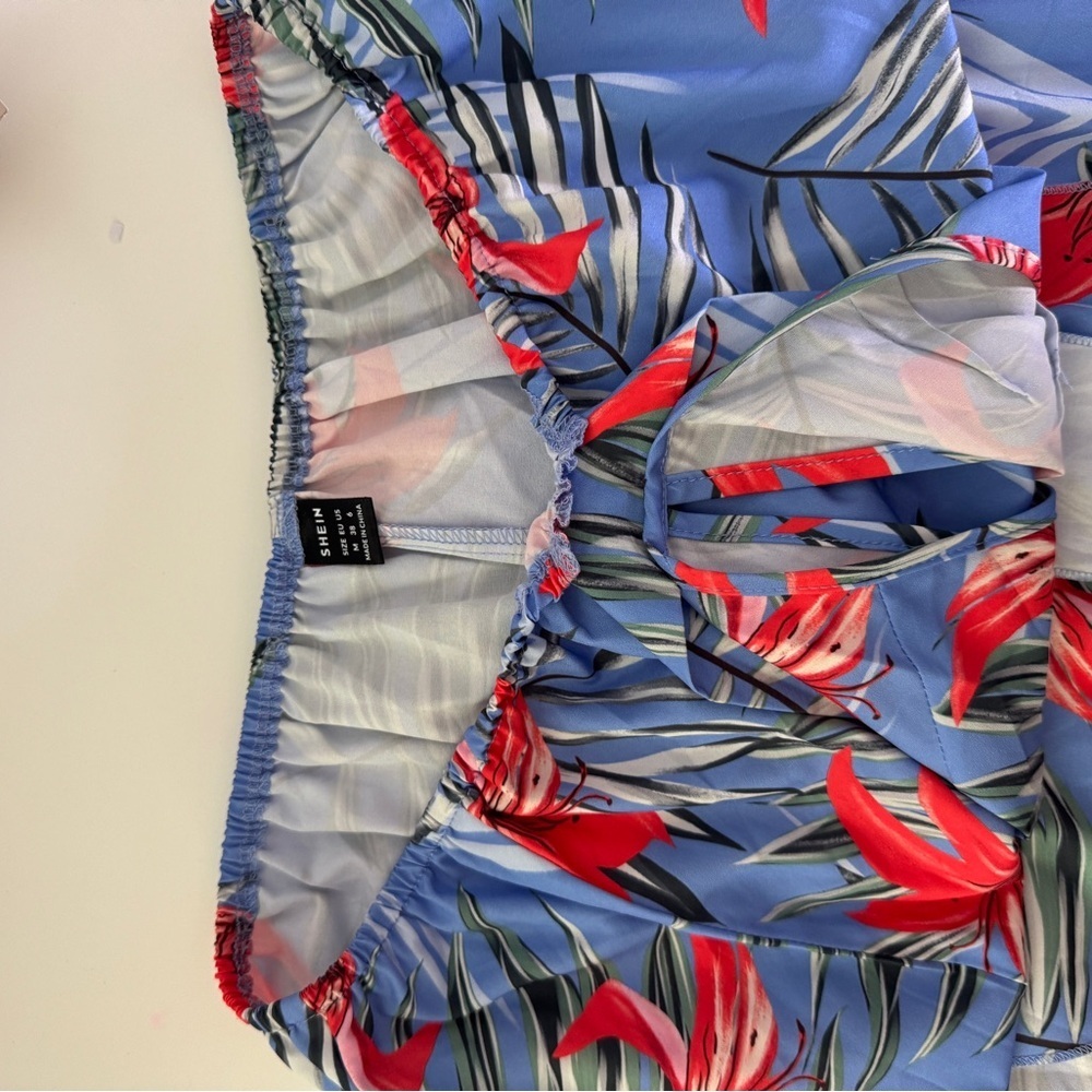 4/$25 Like new SHEIN tropical resort dress sz M - Picture 4 of 7